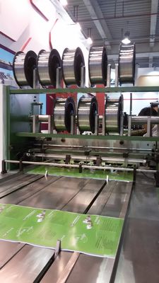 Volledig automatische oefenboekmachine met snij-vouw- en snijfuncties