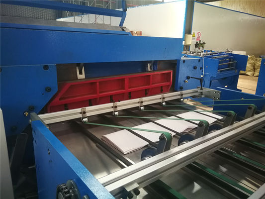 Automatische beoordeling Volledig automatische schoolboekje oefenboek maken machine