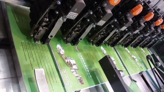 Stroomlijnde productie van gelijnde pagina's Schrijfboekjes met volledig automatische machine