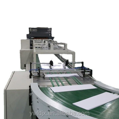 Efficiënt produceren van oefenboek en notitieboek met plastic boekenbekleding maken machine